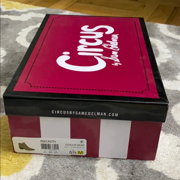 NWT! Circus by Sam Edelman Ankle Booties size 6.5 - Picture 2 of 11